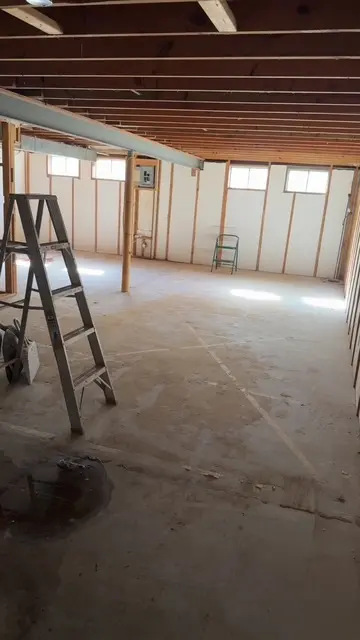 Open basement layout