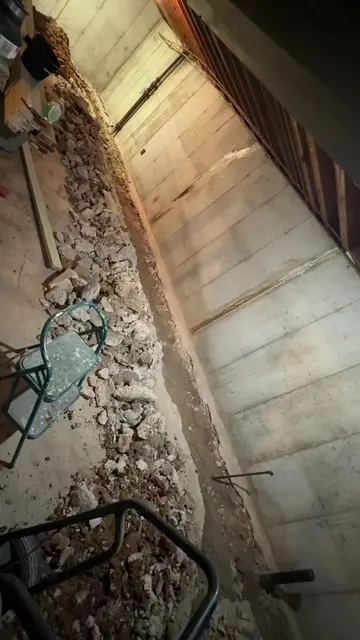 Foundation trench preparation